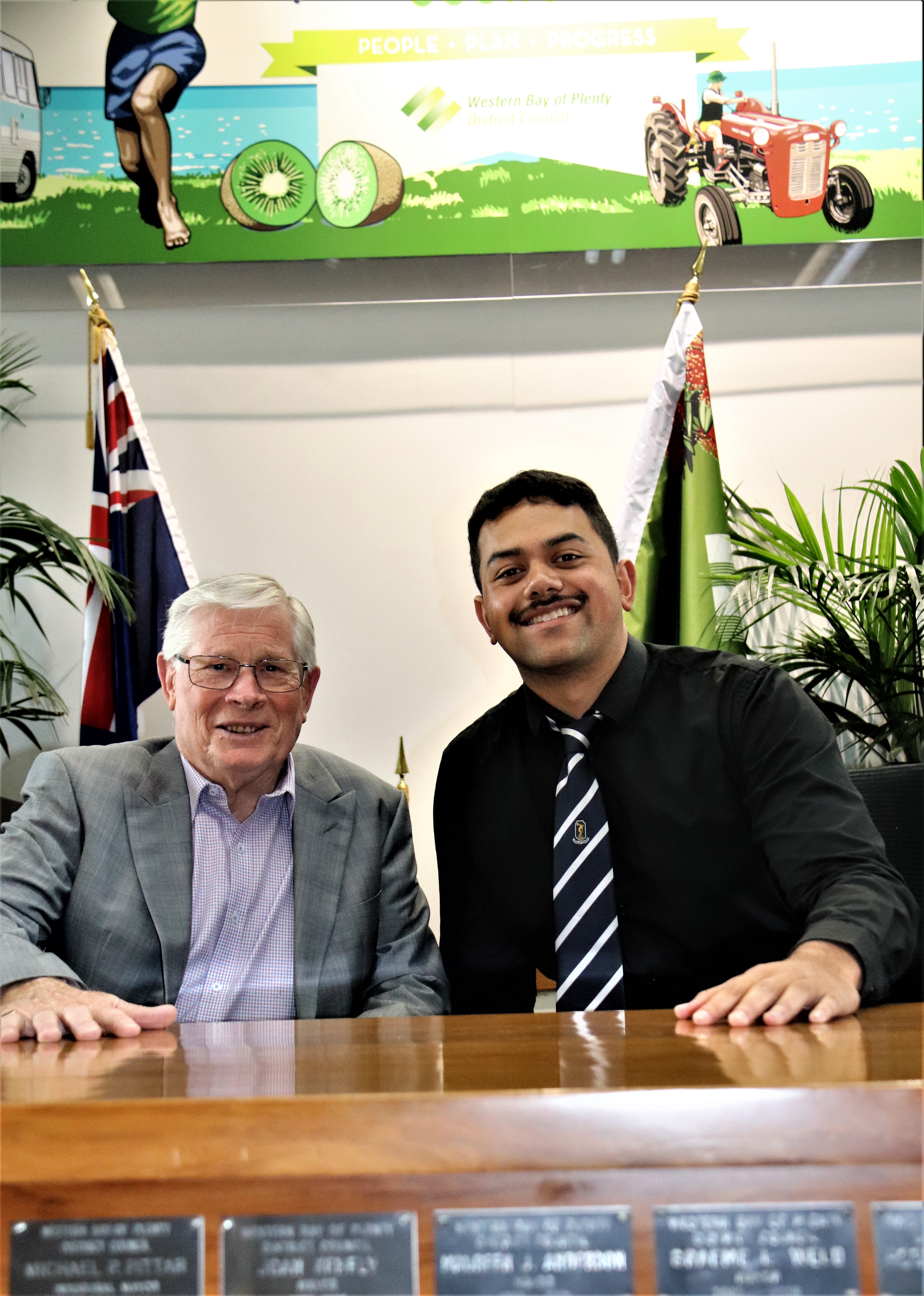 Western Bay Mayor Garry Webber with 2021 Tuia Programme participant Anaru Palmer